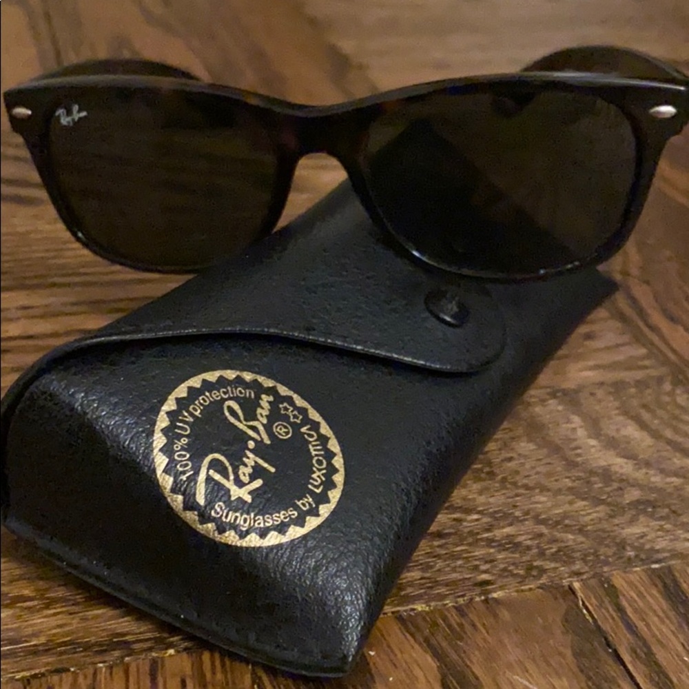 RayBan New Wayfarer Sunglasses